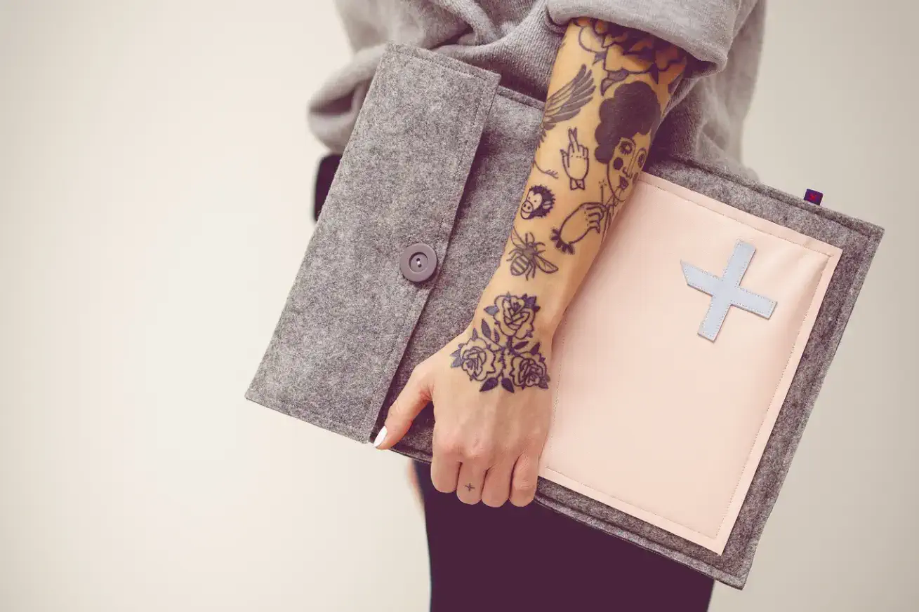 mito laptop case